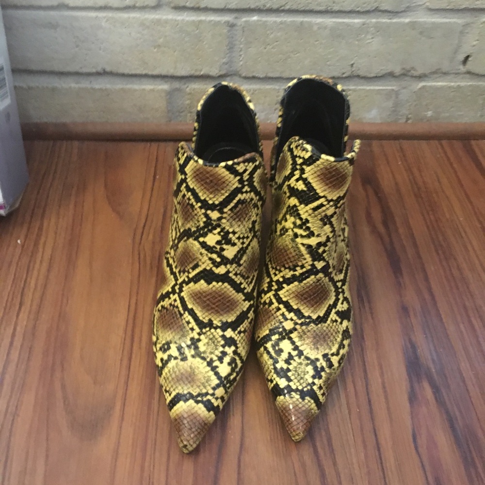 Zara Trafaluc Snake Skin Heels
